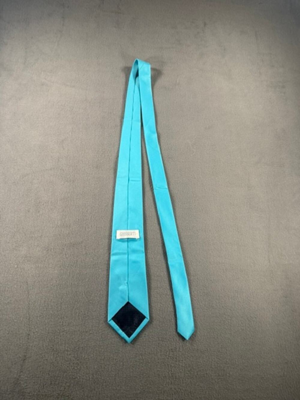 GIOBERTI TURQUOISE BLUE TIE AND HANDKERCHIEF